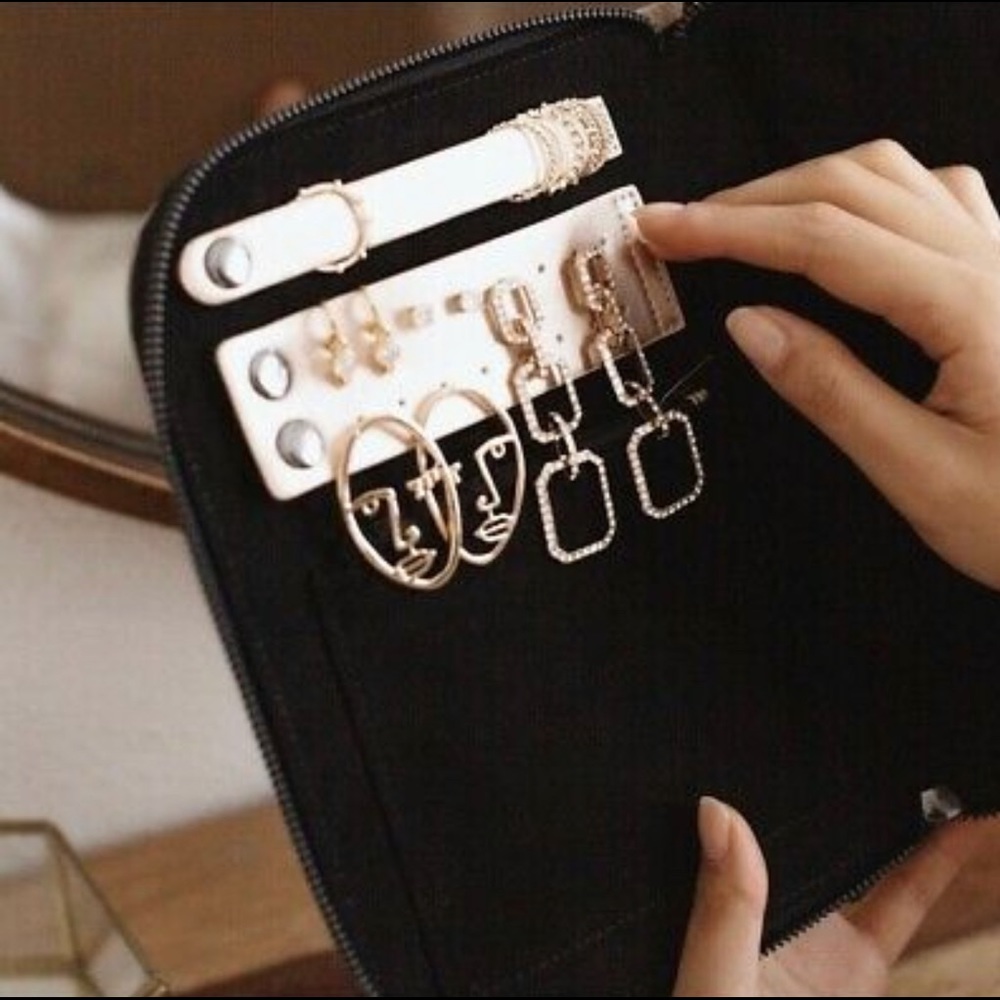 H Halston Jewelry Portfolio